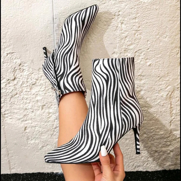 Shoes - Women's Fashion Boots, Black & White Pointed Toe Ankle Boots